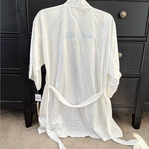 NWT White Bridal Robe Size S
